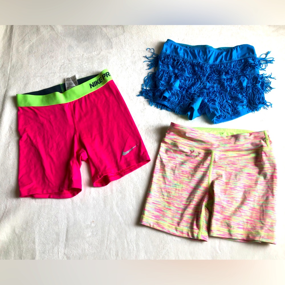 Hip Hop bras and shorts